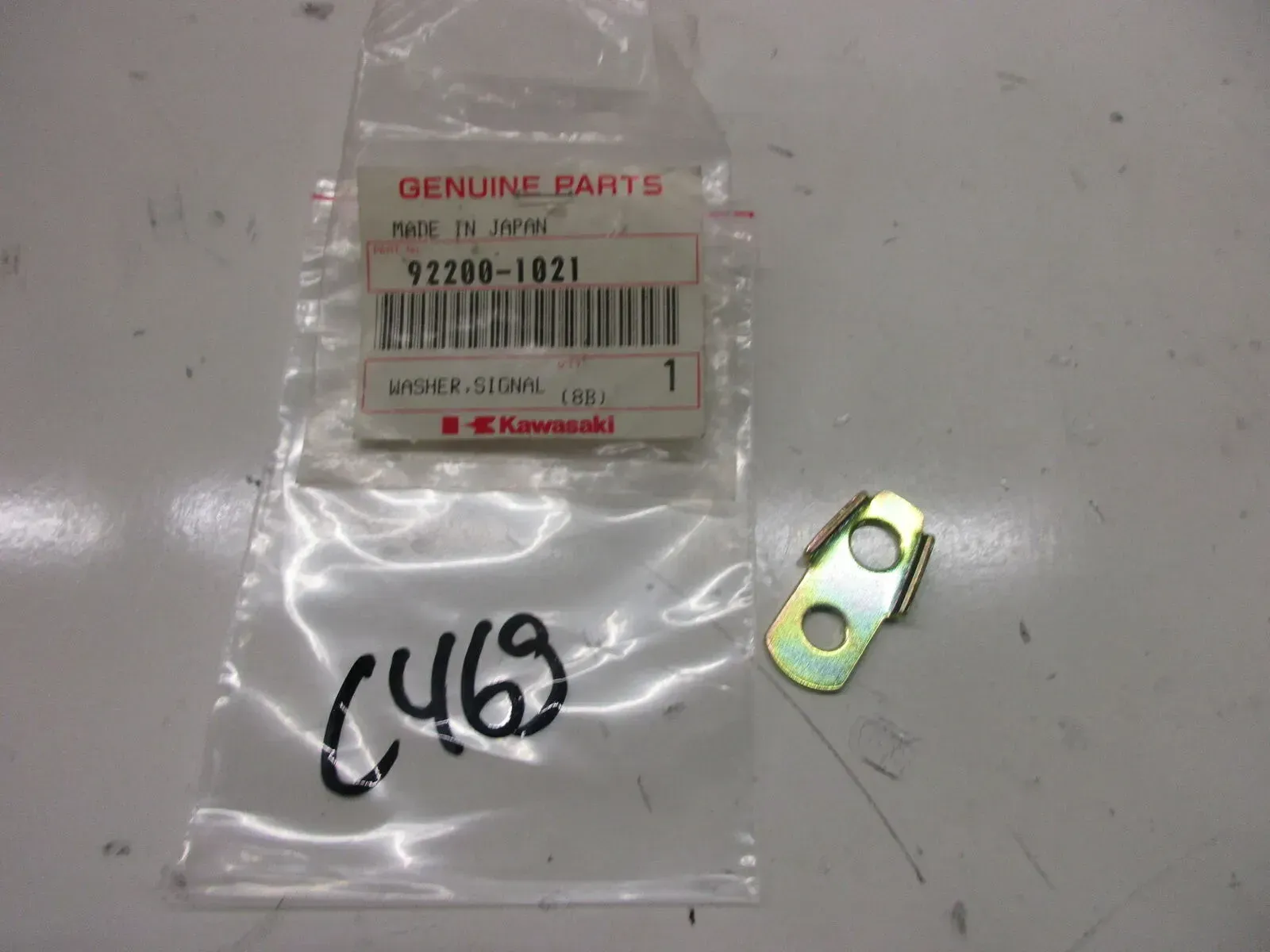 C469. Kawasaki ZX-7 R Ninja 500 Unterlegscheibe Blinker washer 92200-1021 - Bild 1
