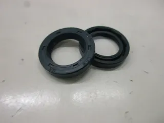 T572. Simson S50 KR 51 Dichtung Wellendichung 16x24x4 Simmerring 0548.136/1 - Bild 3