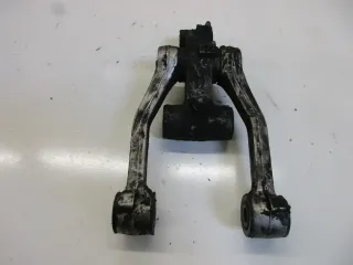 Kawasaki GPX 750 R ZX 750 F Umlenkung Federbein Knochen Schwinge Aufnahme Halter - Bild 2