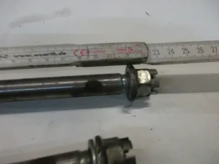 O2. Honda CB 400 N_T Steckachse vorne Achse Vorderrad Felge axle wheel - Bild 2