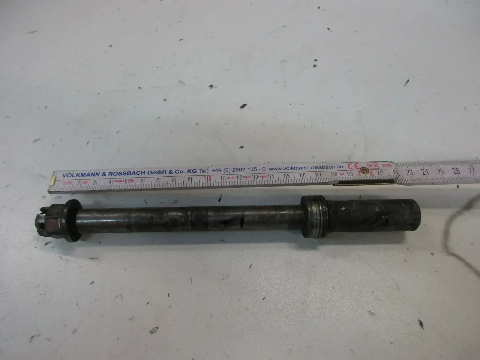 O1. Honda CX 500 Bj. 80 Steckachse (1) vorne Achse Vorderrad Axle Felge wheel - Bild 1
