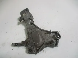 1. HONDA ST 1100 SC26 PAN EUROPEAN Fußrastenhalter für Fußraste rechts vorne hin - Bild 4