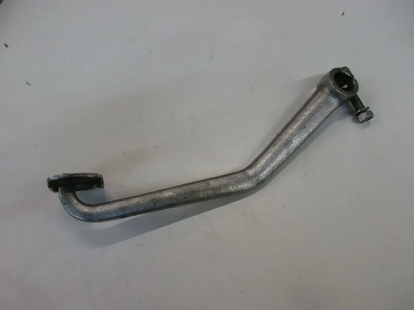 O. Suzuki GSX 250 E GS 25 X Bremspedal unten Bremshebel Hebel brake pedal - Bild 1
