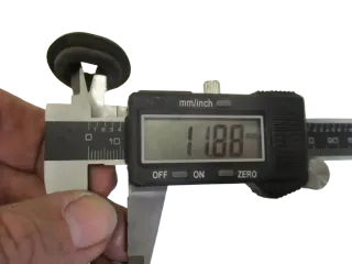 5. Honda Gl 1100 DX Goldwing Seitendeckelgummi Vibrationsdämpfer - Bild 3