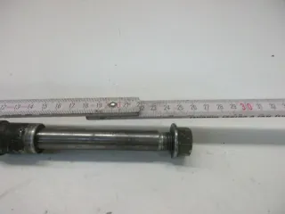 O1. Kawasaki GPZ 550 UT ZX 550 A Steckachse vorne Achse 15 mm Vorderrad Felge - Bild 2