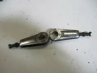 Honda CB 900 F Bol d'Or SC 09 Kettenspanner Antriebskettenspanner rechts links - Bild 3