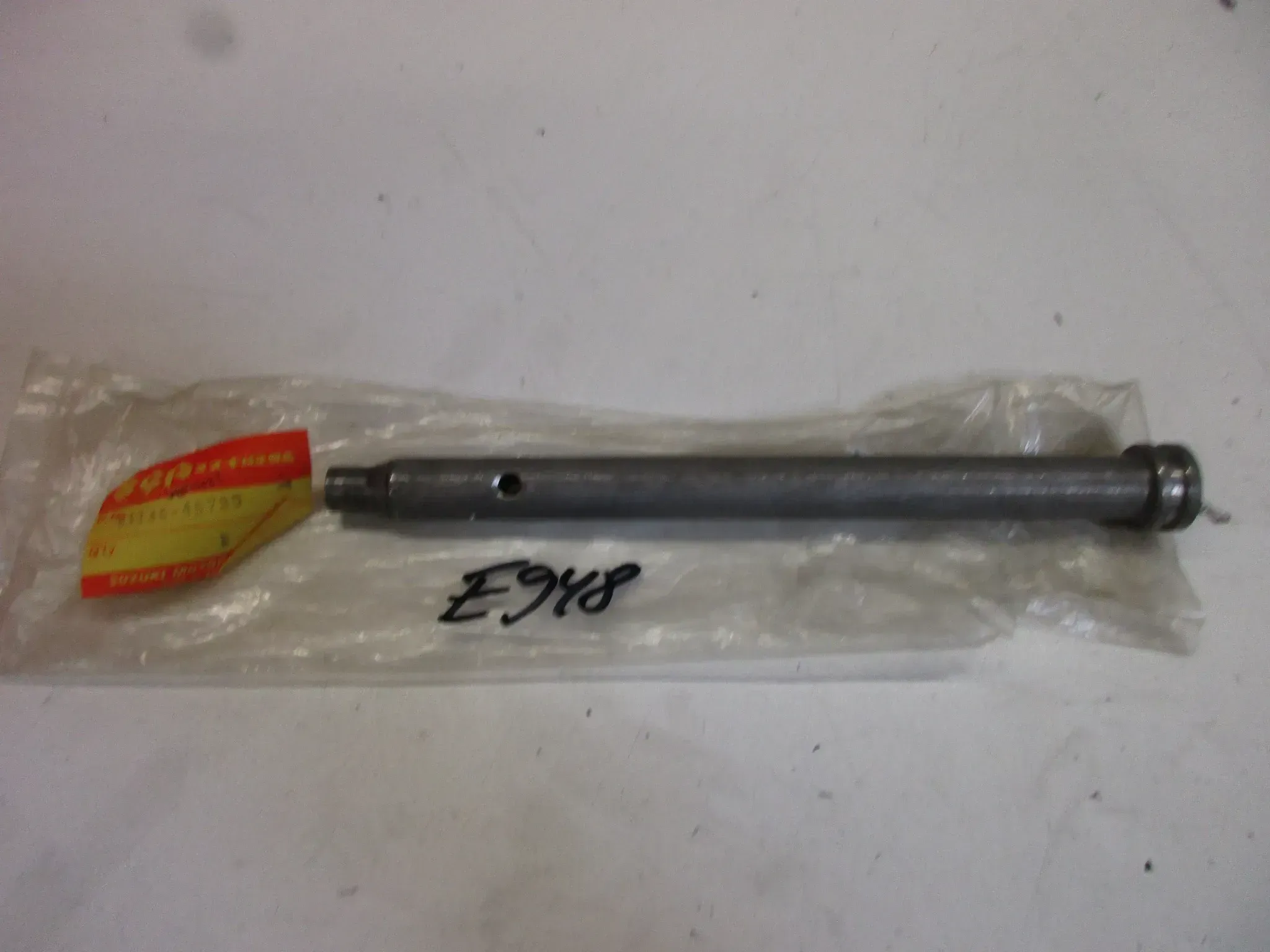 E948. Suzuki GS GSX Gabelzylinder Tauchrohr 51146-45730 Gabel Gabelrohr Dämpfer - Bild 1