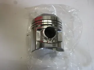 E542. Suzuki GS 550 E_D_L Kolben 12111-47311-100 Übergröße 1,0 Original piston - Bild 4
