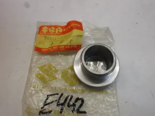 E442. Suzuki GT 500 T 250 Öltank Verschluss 44651-11040 Kappe Deckel Öltank - Bild 3
