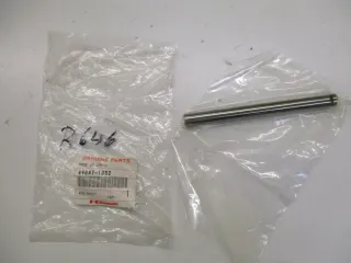 R646 Kawasaki ZXR 750_ZX-7_9R Schaltgabelwelle 49047-1082 Getriebe - Bild 1