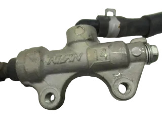 1. Kawasaki ZX-7R Ninja ZX750N_P 14 mm Hauptbremszylinder hinten - Bild 3