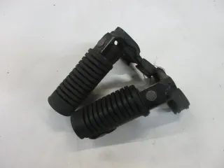 HONDA FT 500 PC07 FUßRASTE VORNE RECHTS LINKS FUSSRASTE FOOTREST FRONT - Bild 1