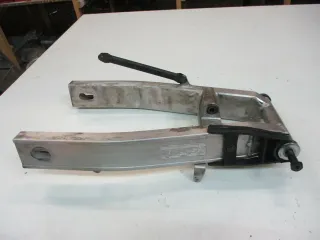 1. YAMAHA FZS 600 FAZER RJ02 Schwinge Hinterradaufhängung Felge hinten swing arm - Bild 2