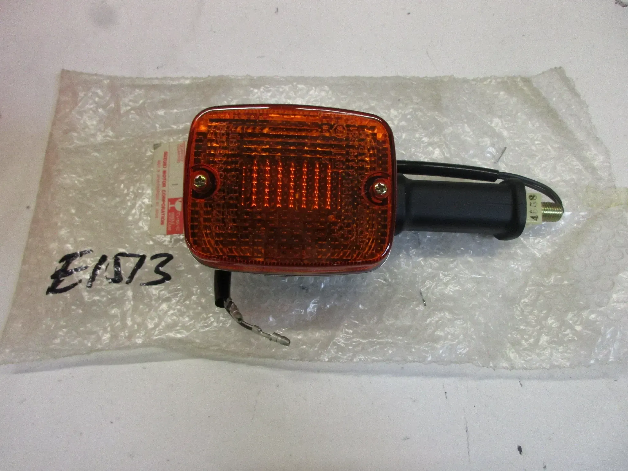 E1513. Suzuki GS 450 E_L_T Blinker hinten 35603-45581 rechts Original Blinkleuchte - Bild 1