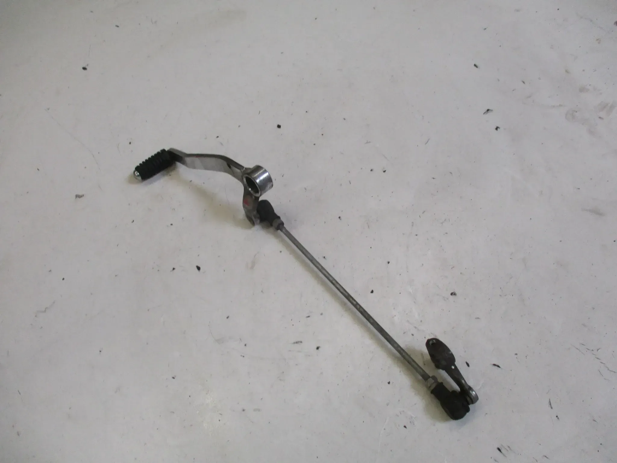 1. Suzuki GSF 600 Bandit GN 77 B Schalthebel Ganghebel unten shift level - Bild 1