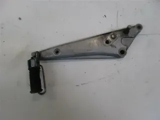 HONDA CB 650 RC03 FUßRASTENHALTER HINTEN LINKS MIT FUSSRASTE FUßRASTENBRÜCKE - Bild 2