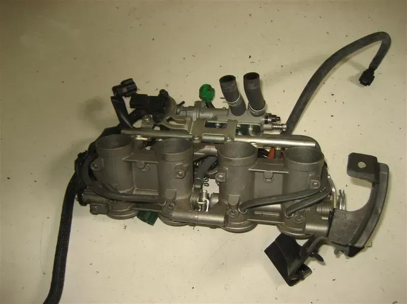 YAMAHA FZ 6 RJ14 FAZER ABS DROSSELKLAPPE EINSPRITZANLAGE INJECTION VERGASER - Bild 1