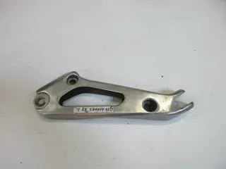O. Suzuki GSX 1100 ES GU71BD Fußrastenhalter links Fußratsenbrücke Halter - Bild 2