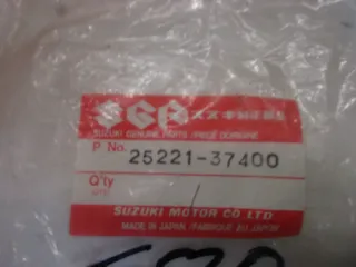 E520. Suzuki DR 500_600 S Schaltklaue Schaltgabel 25221-37400 Getriebe Motor Gangschaltung - Bild 5