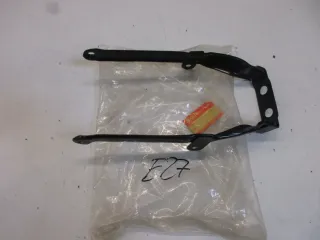 E27. Suzuki GS 750_1000 Fenderhalter Halter 63120-49000 Rahmen Fender hinten - Bild 2