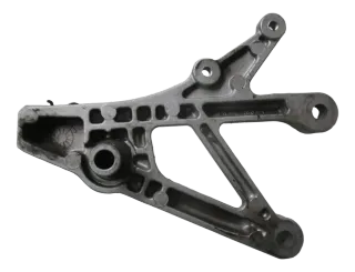 3. Honda CBR 600 F PC35 99-02 Fußraste vorne links Fußrastenbrücke - Bild 4