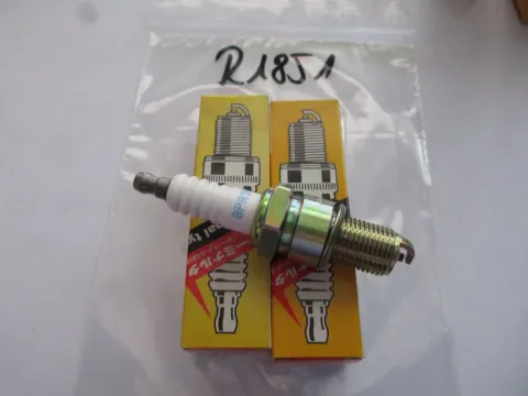 Background image for R1851 NGK BPR9ES Zündkerzen 7788 Motor Ø 14 mm entstört