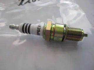 R1879 NGK BP6EVX Zündkerze BMW R 100 GS Motor Ø 14 mm - Bild 4