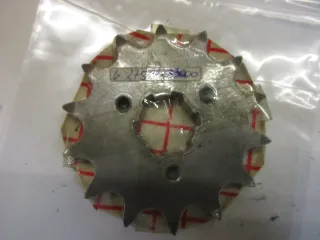 E1038. Suzuki GT 380 Ritzel Zahnrad 27511-33000 Motor vorne 14 Z sprocket - Bild 2