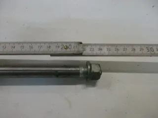 O. Honda CM 250 C MC 06 Steckachse vorne Achse Vorderrad Felge wheel axle - Bild 2