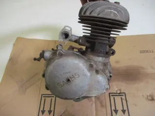 Motor SM98 Getriebe BM61 Fichtel & Sachs Zahnräder Gehäuse Block Lichtmaschine - Bild 4