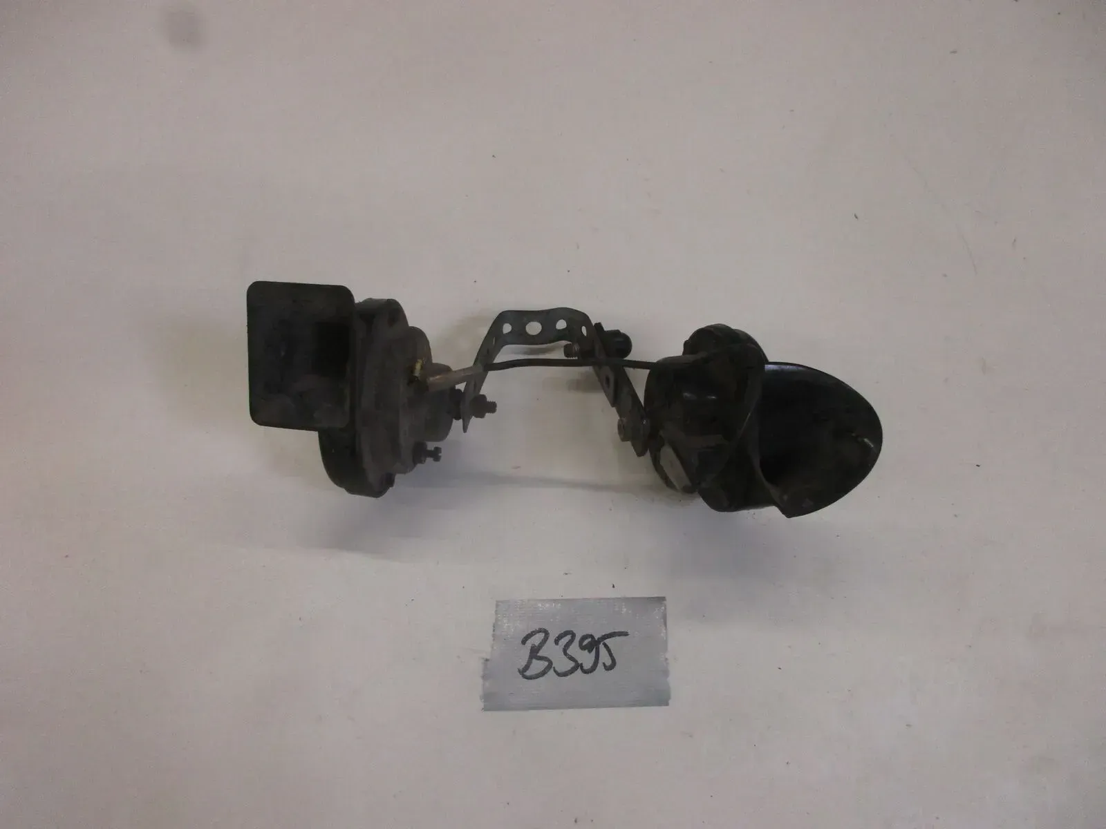 B395 Tipo Fiamm Hupensatz rechts links Horn B38 CH5060201 E2 Signal Oldtimer - Bild 1