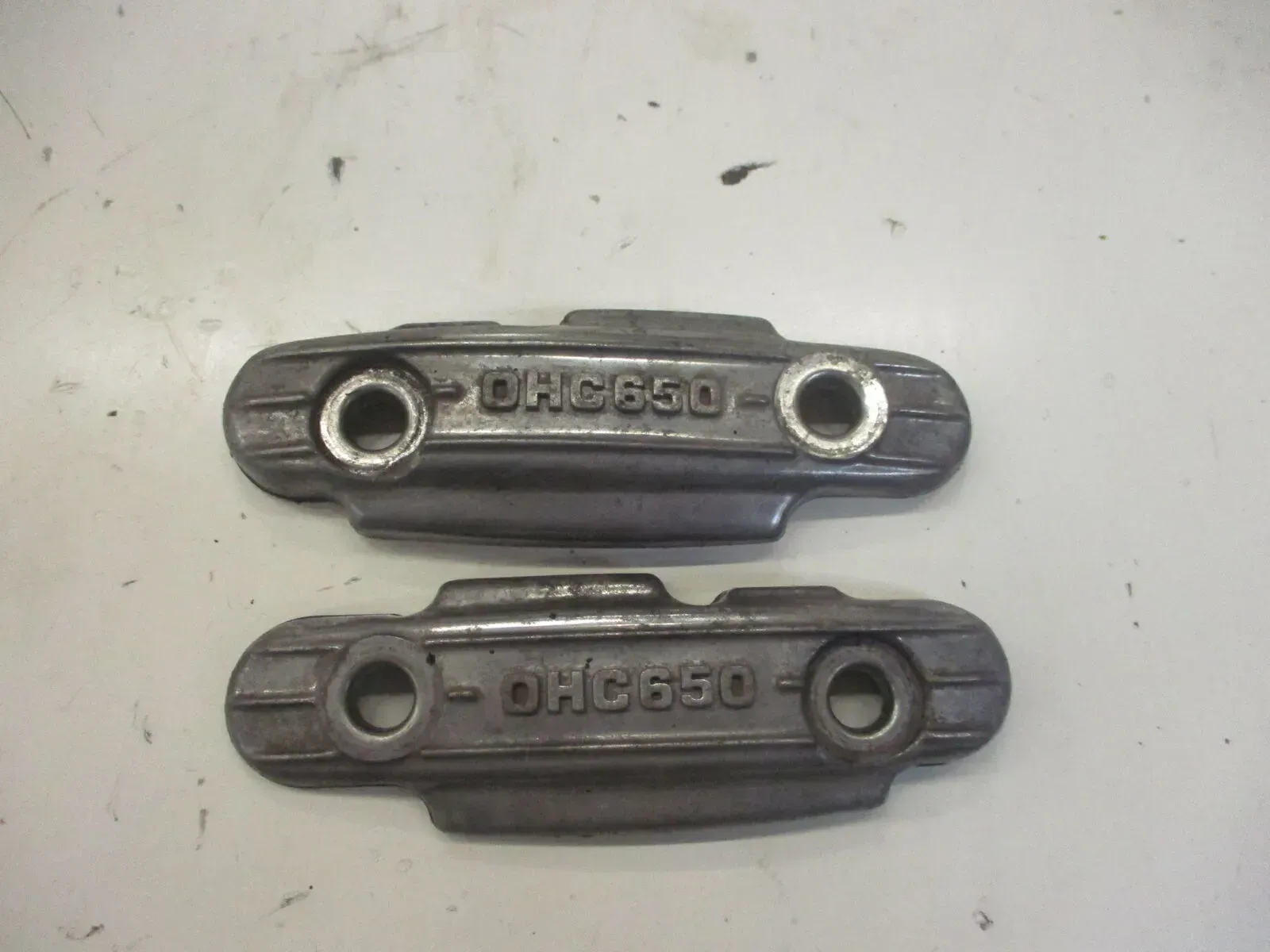 3. Honda CB 650 Four RC 03 Ventildeckel rechts links oben Wartungsdeckel Ventile - Bild 1