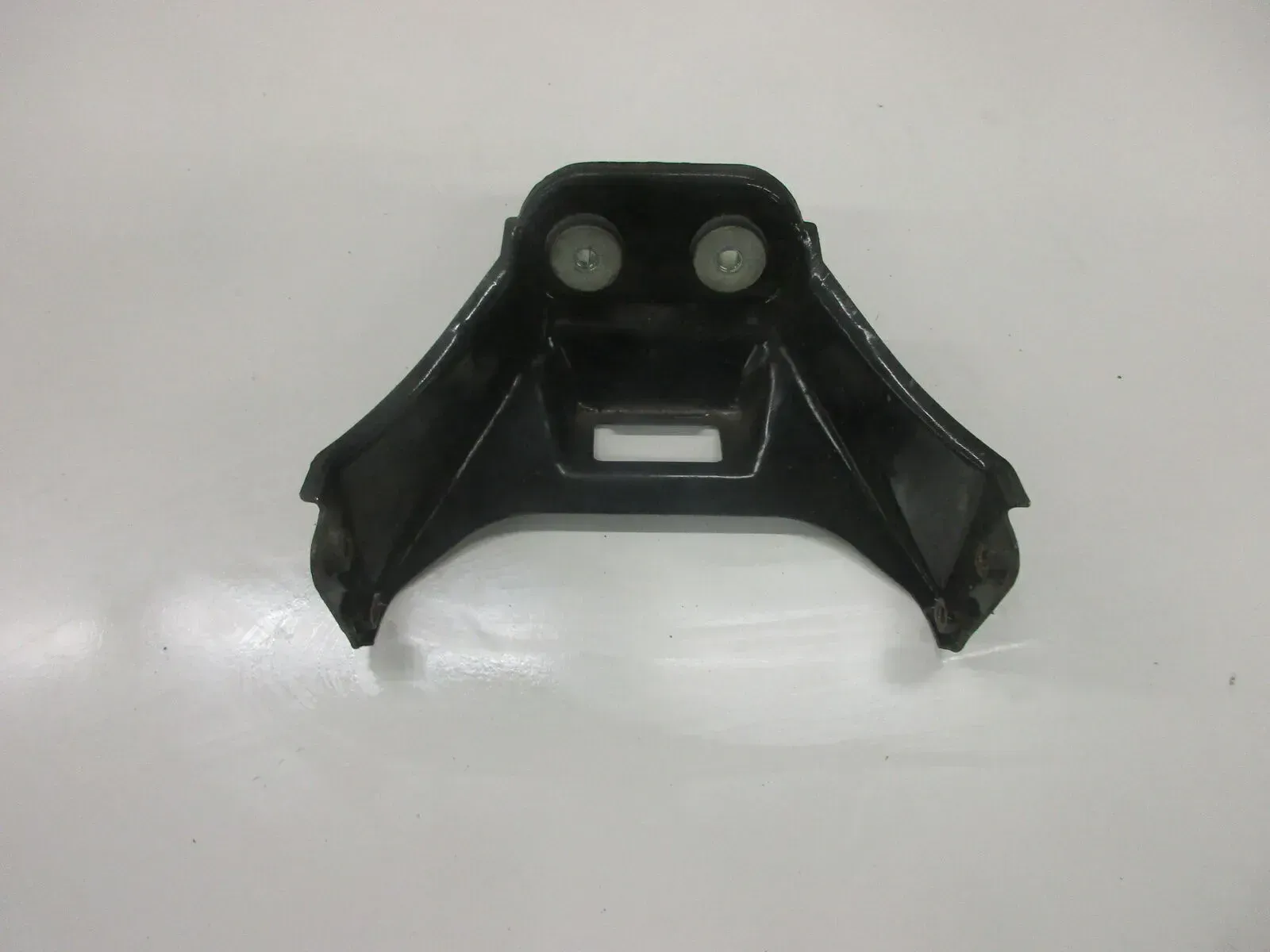 2. Kawasaki ZZR 600 ZX600D Tankhalter Benzintank Aufnahme Halter Rahmen - Bild 1
