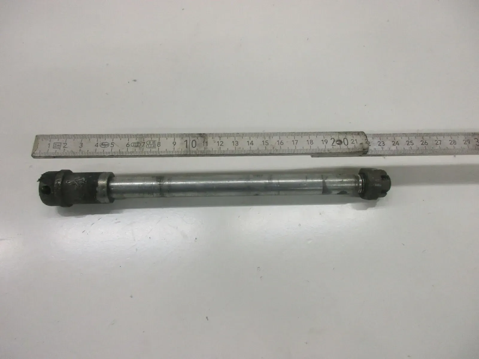 3. Kawasaki GPZ 305 EX305A BD Steckachse Achse vorne 15 mm Vorderrad axle front - Bild 1