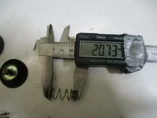6. Honda CB 900 F_F2 Bol d`Or SC 01 Luftabschlußventile Vergaser mit Federn - Bild 3