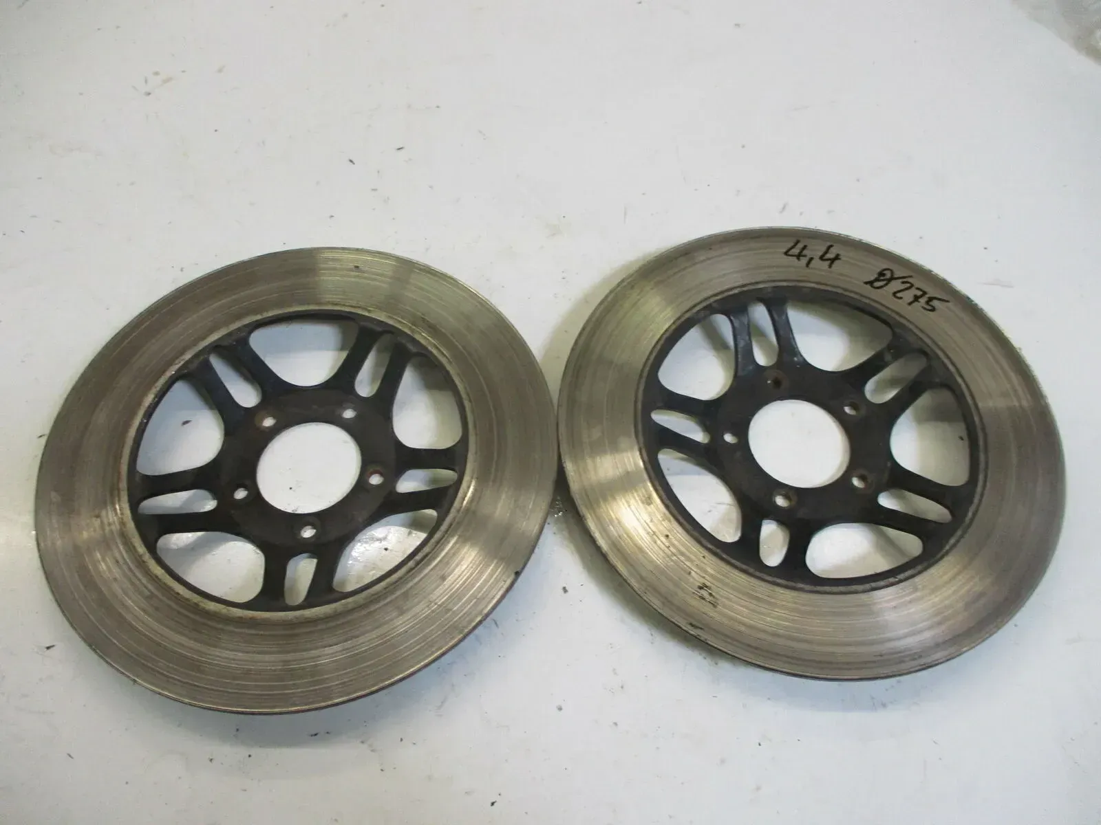 5. Honda CB 900 F_F2 Bol d`Or SC 01 Bremsscheibe 4,4 mm vorne rechts links brake - Bild 1