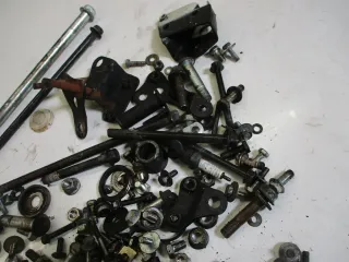2. Suzuki DR 600 R SN41A Dakar Schraubensatz Kleinteile Schrauben Konvolut - Bild 3