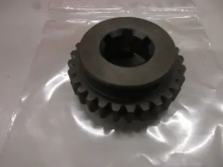 Zahnrad 1A8-17241-00 D1071. Yamaha XS 500 Getriebe 4. Gang Getriebezahnrad Motor - Bild 2