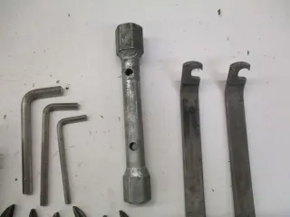 Werkzeug Bordwerkzeug B1913 BMW R25_26_27_45_50_65_75_100 Spezialschlüssel tools - Bild 2