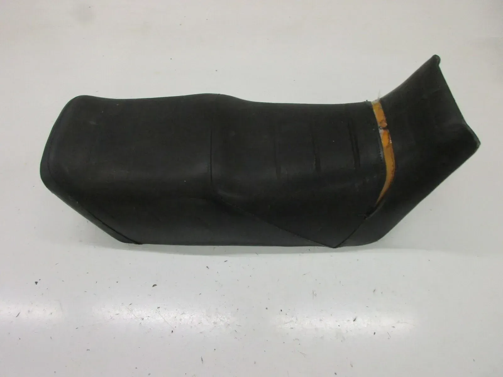 2. Suzuki GSX 550 ES_EF GN 71 D Sitzbank Sitzkissen Sitzpolster Sitz seat - Bild 1