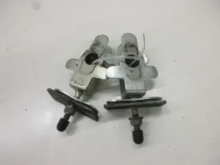 Suzuki GSX 600 F Typ AJ Kettenspanner rechts links Kettenspannersatz Antrieb - Bild 1