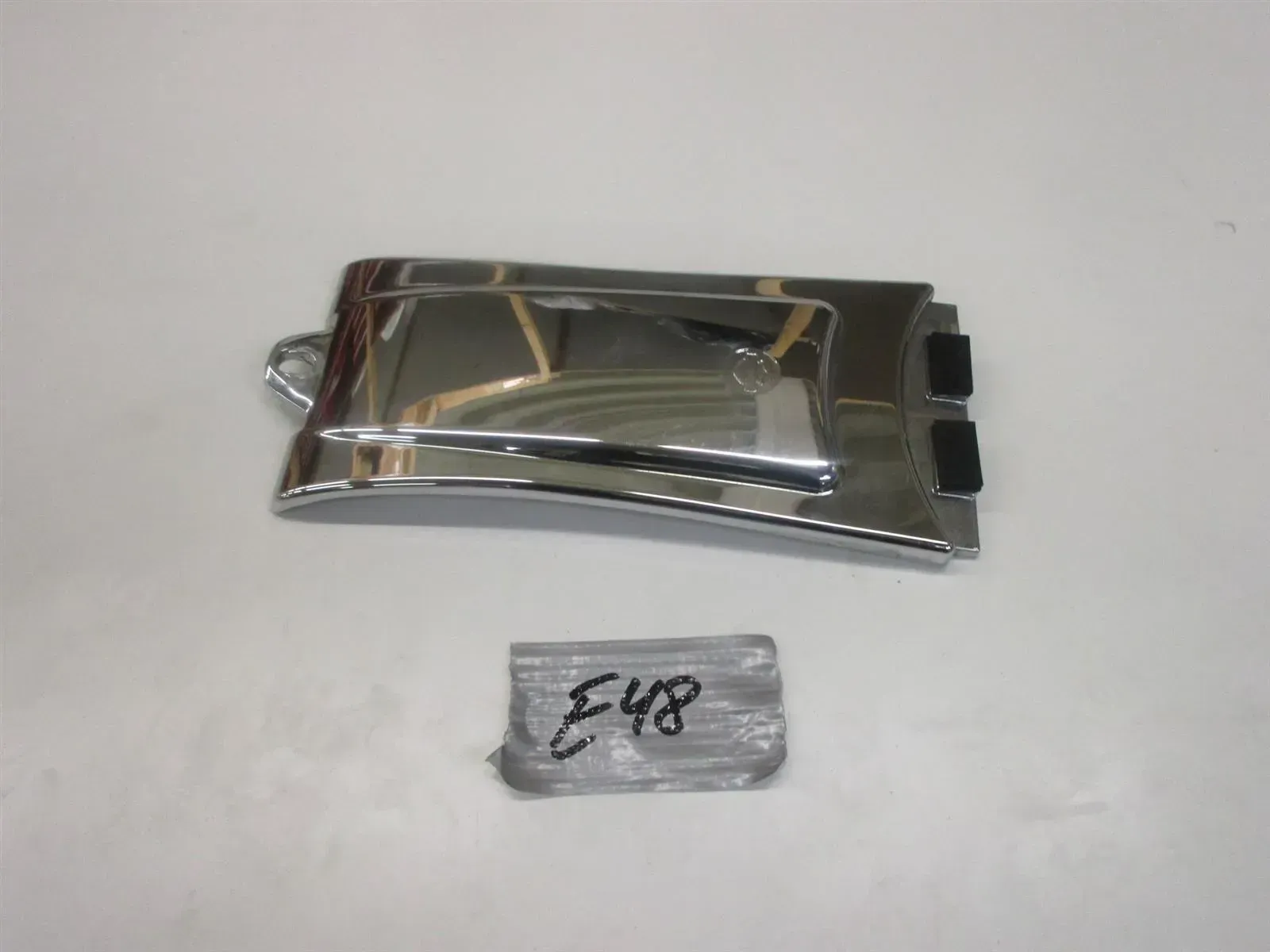 Abdeckung Blende E48. Harley Davidson Dyna Low Rider Verkleidung Batteriefach - Bild 1