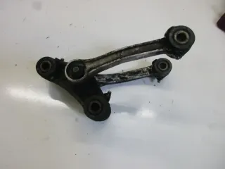 Kawasaki GPX 750 R ZX 750 F Umlenkung Federbein Knochen Schwinge Aufnahme Halter - Bild 4