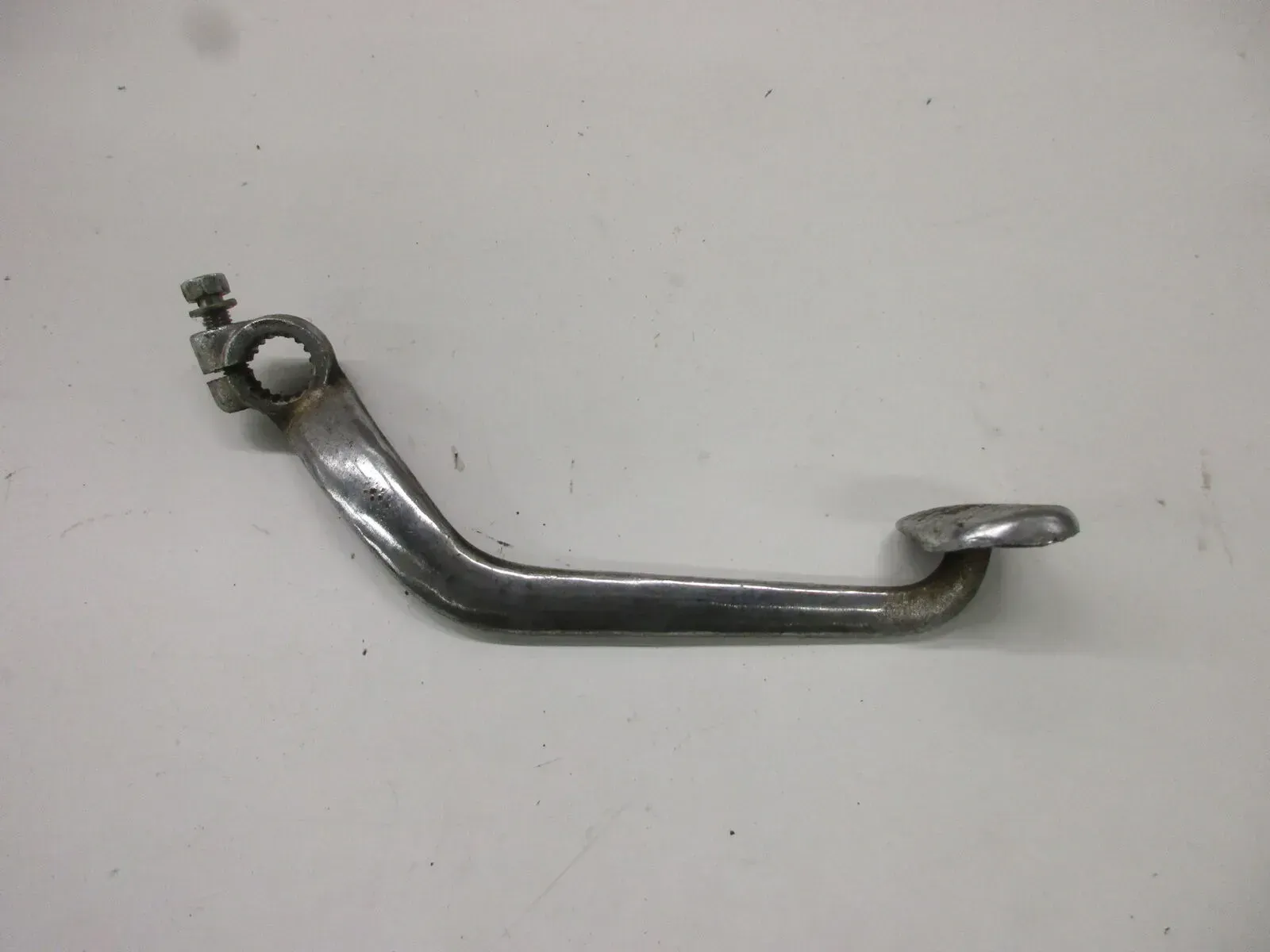 Suzuki GS 550 M Katana Bremspedal unten Bremshebel Fußbremshebel brake pedal - Bild 1