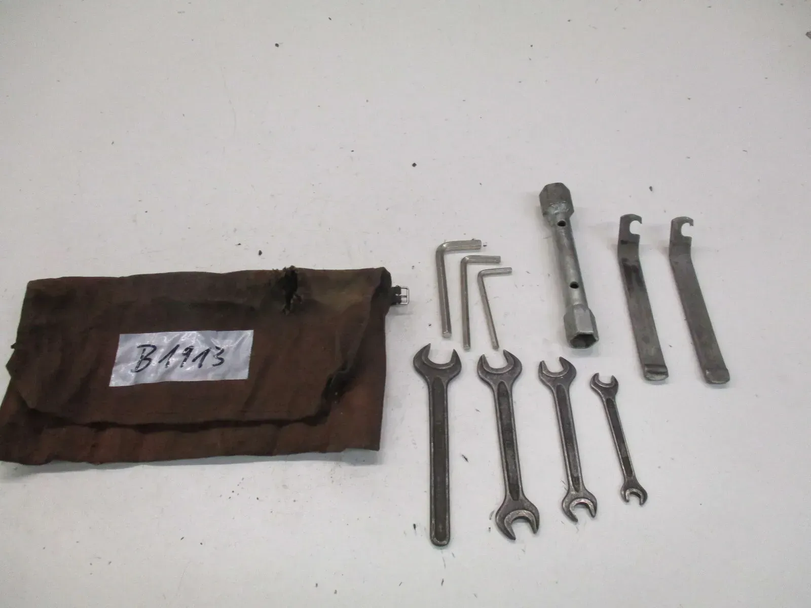 Werkzeug Bordwerkzeug B1913 BMW R25_26_27_45_50_65_75_100 Spezialschlüssel tools - Bild 1