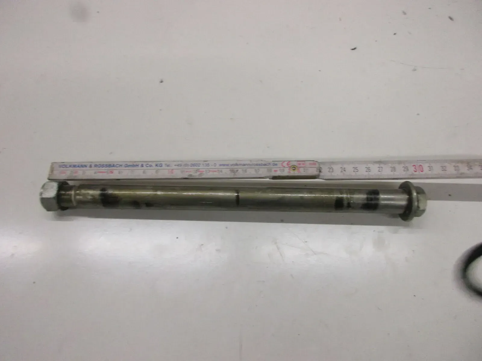 Schwingenachse Achse 1. Suzuki RF 600 R GN 76 B Schwinge 20 mm Bolzen Schraube - Bild 1