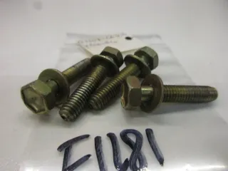 E1281 Suzuki DR 500 S Schrauben Rahmen Verkleidung 01107-06306 Halter Träger bolt - Bild 2