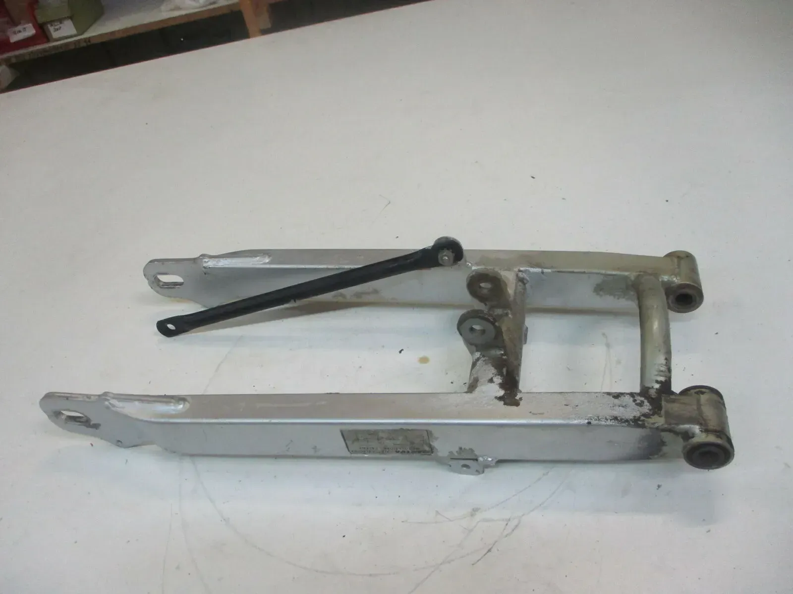Cagiva Aletta Electra 125 Schwinge Hinterradaufhängung Felge hinten swing arm - Bild 1