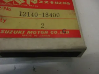 S115 Kolbenringe Suzuki T 250 Original Kolben piston 12140-18400 - Bild 3
