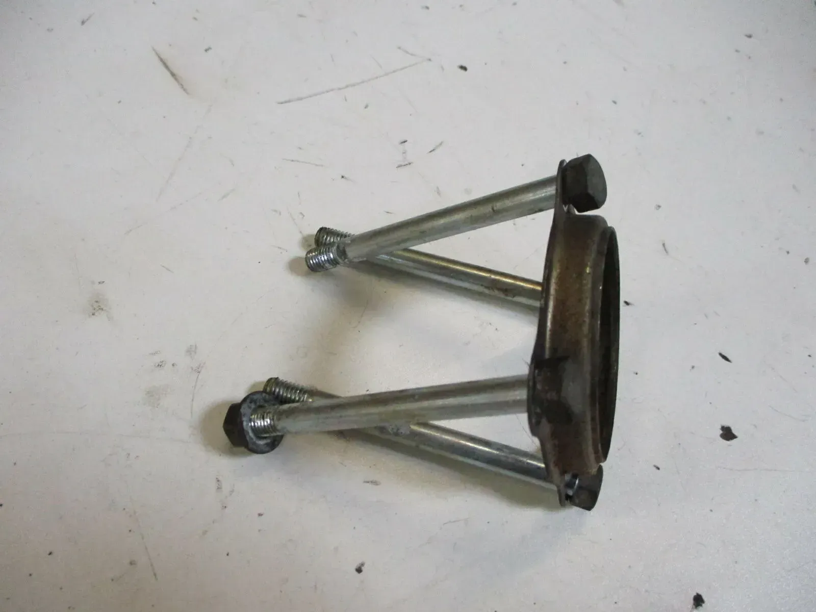 Honda CB 250 G CJ_T Bj.76 Halter Träger - Bild 1